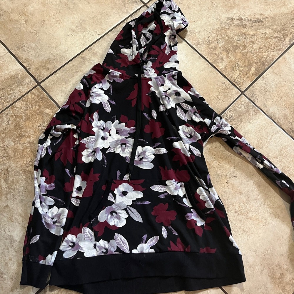 Lildy Floral Hoodie - Super soft!